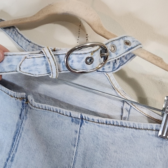 NEW WeWoreWhat Cut Out Light Wash Denim Women S Indigo Comfort Mini Preppy Skirt - Picture 7 of 14